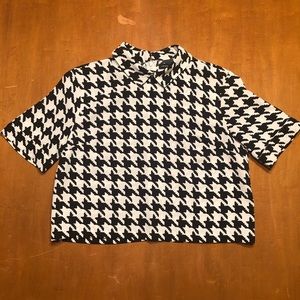 Kendall and Kylie Patterned Crop Top with Collar